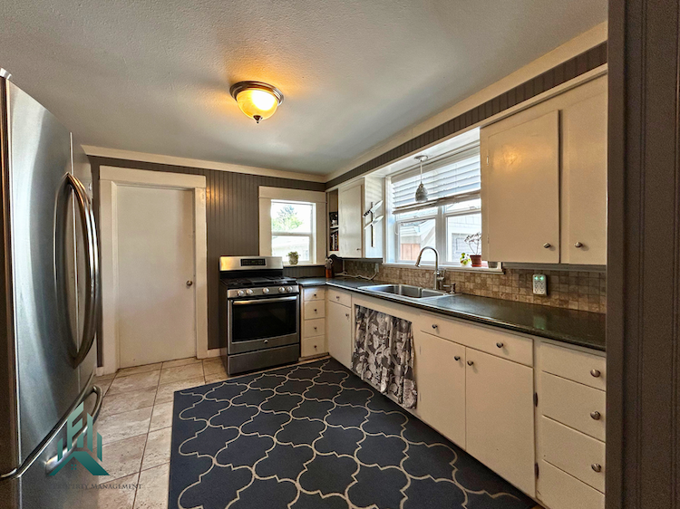 971 NW Sycamore Ave, Corvallis, Oregon 97330, ,House,For Rent,NW Sycamore Ave,1033